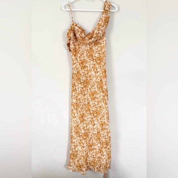 Reformation Reya Dress - Picture 3 of 15